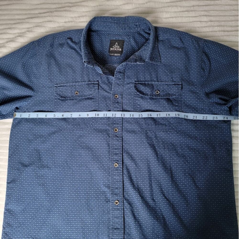 prAna Men’s Short Sleeve Button Up Shirt Blue Geometric‎ Print Casual Size XL - Picture 6 of 8